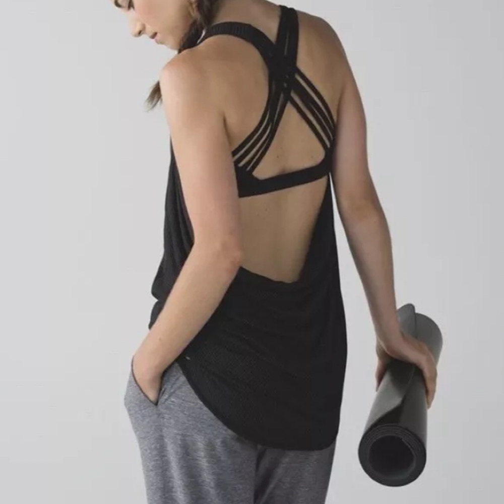 Lululemon Wild Tank in Grey Size 4
